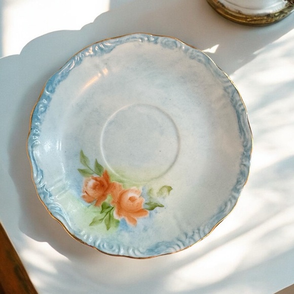 Vintage Japan Hand Painted Porcelain Teacup and Saucer - Picture 8 of 12